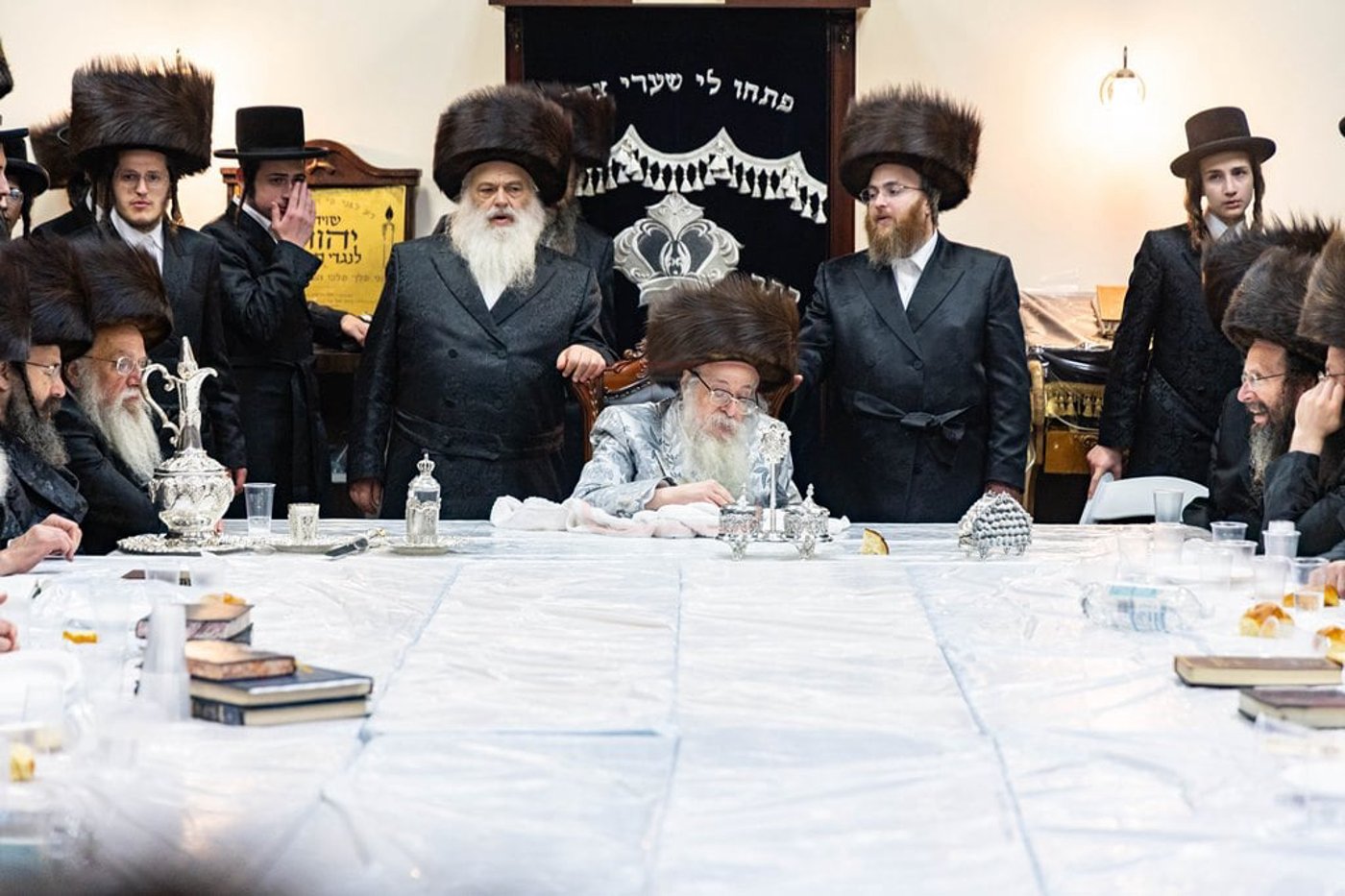 האדמו"ר מצאנז קלויזנבורג בקאנטרי