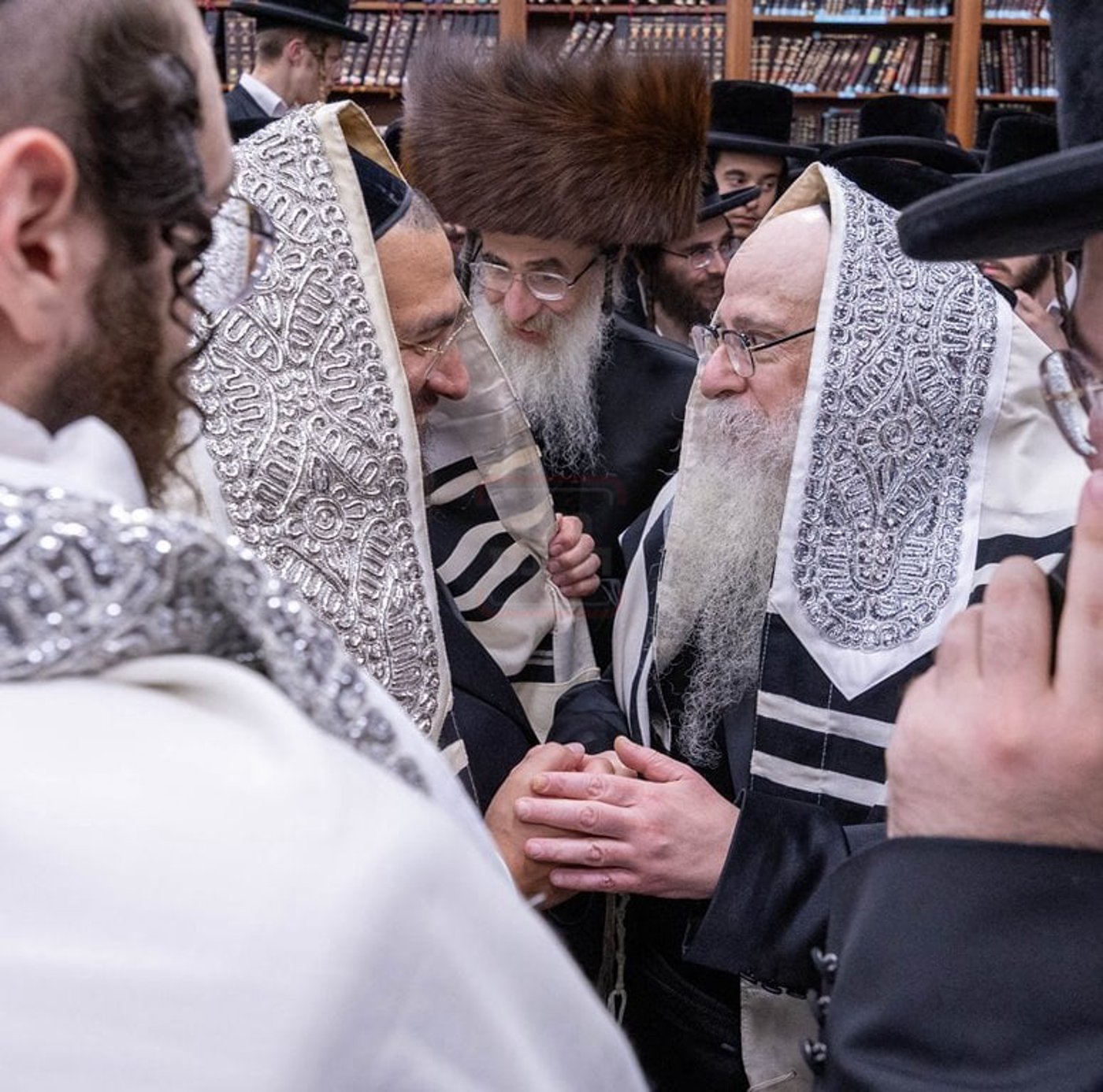 האדמו"ר מצאנז קלויזנבורג בקאנטרי