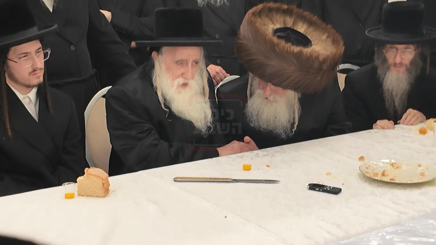שמחת הווארט לנינת האדמו"ר ממחנובקא בעלזא