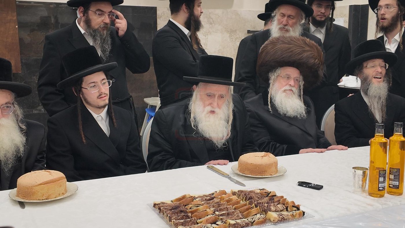 שמחת הווארט לנינת האדמו"ר ממחנובקא בעלזא