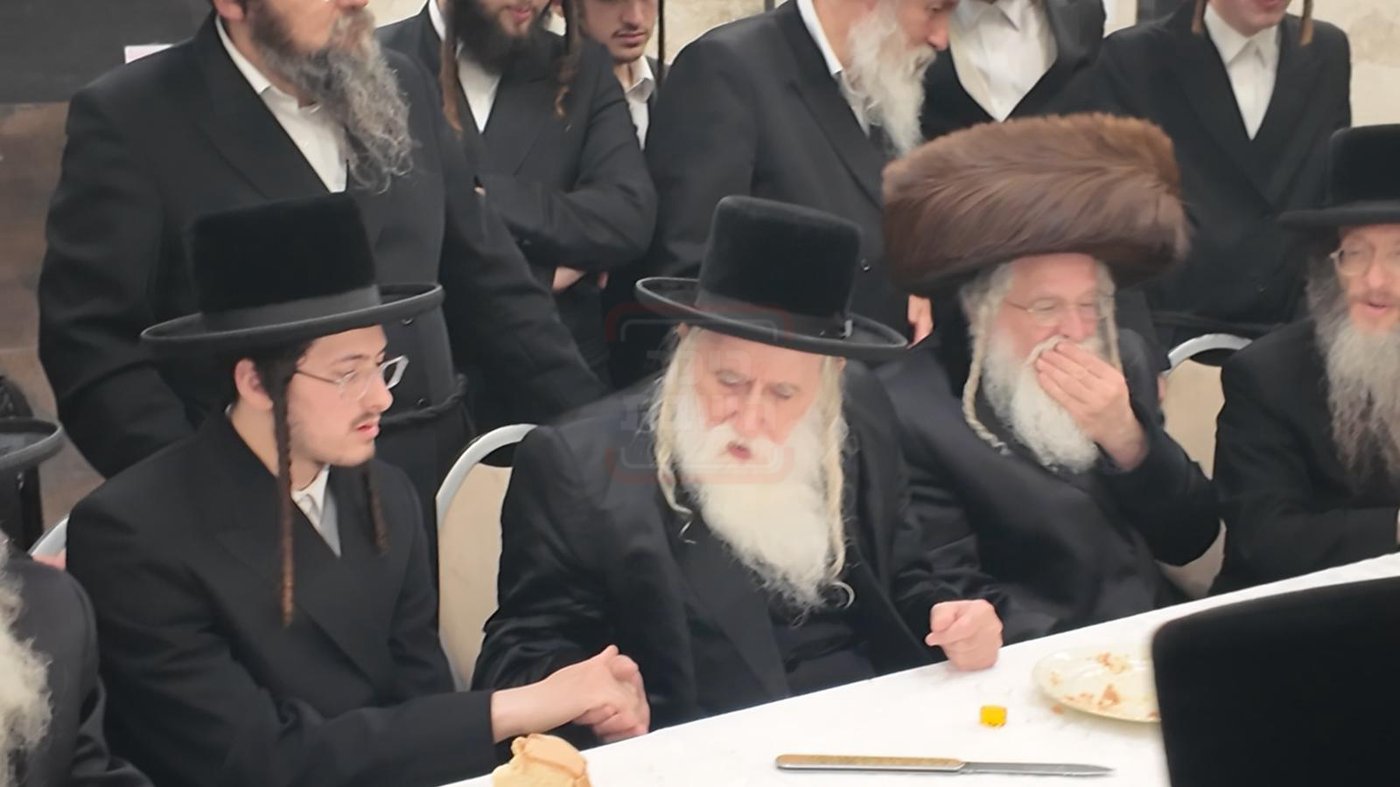 שמחת הווארט לנינת האדמו"ר ממחנובקא בעלזא