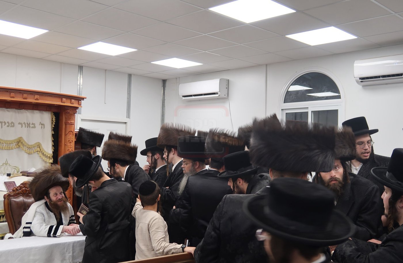 סליחות ראשונות בחצה"ק מיאלען