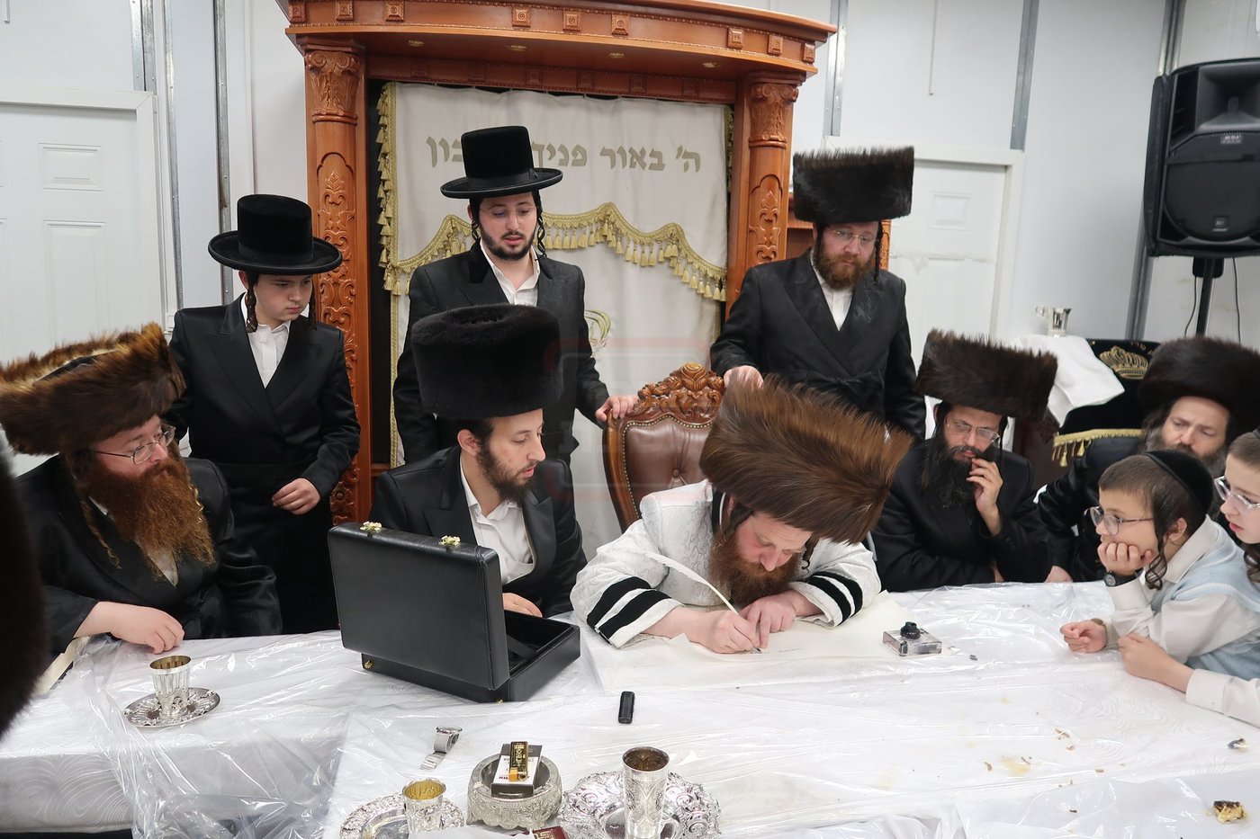 חנוכת הבית והתחלת כתיבת ס"ת בחצה"ק מיאלען