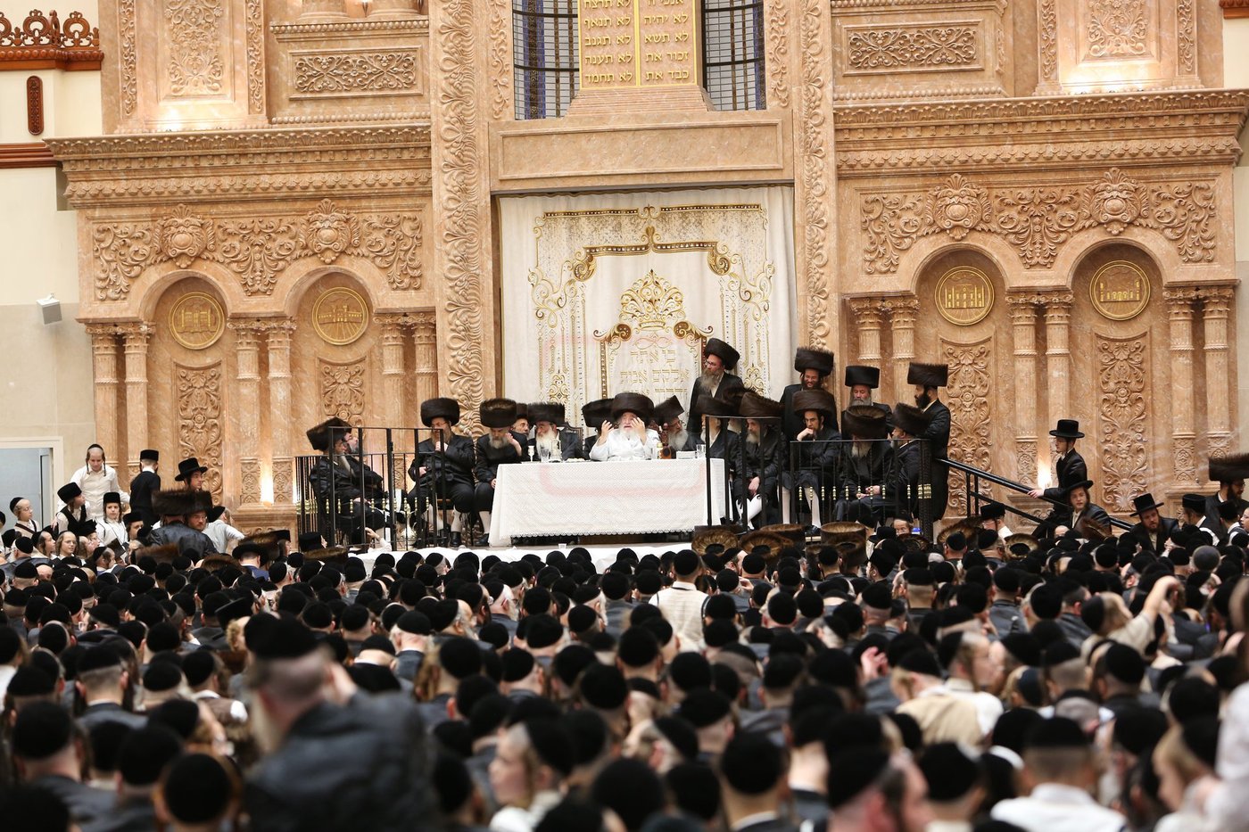 נעילת החג ר"ה בחצה"ק ויז'ניץ