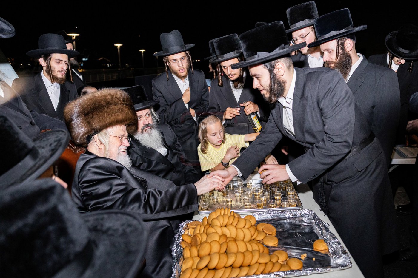 ערב יום כיפור בחצה"ק מונקאטש