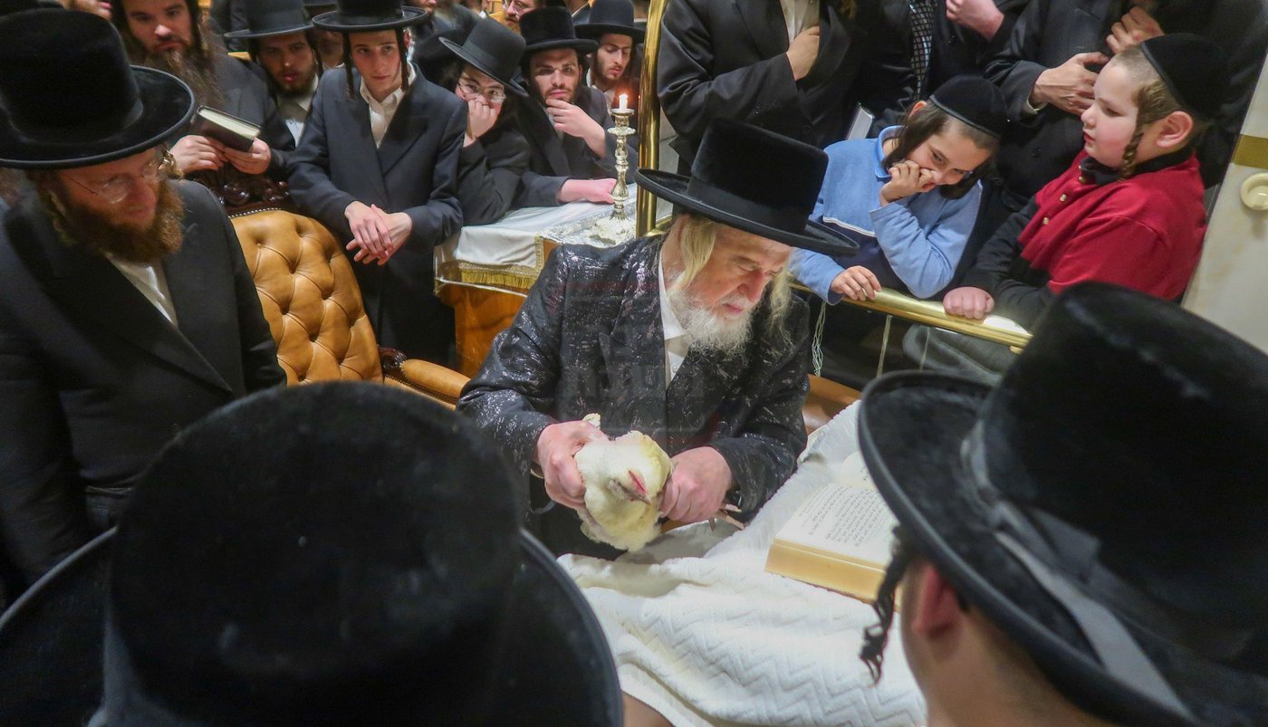 ערב יום כיפור בחצה"ק מונקאטש