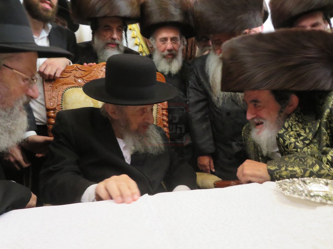 הגר"ד לנדו בביקור אצל האדמו"ר מויז'ניץ