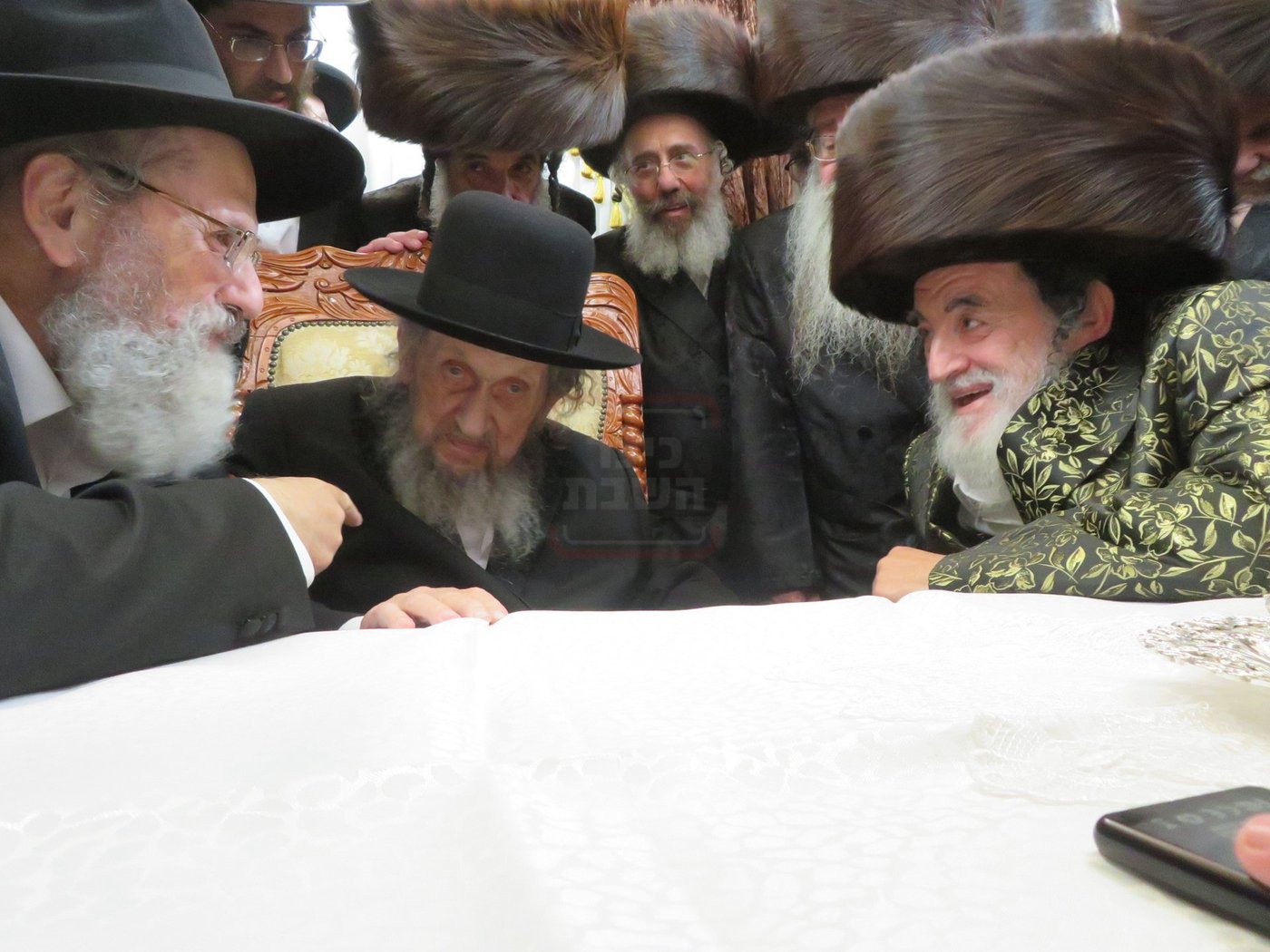 הגר"ד לנדו בביקור אצל האדמו"ר מויז'ניץ