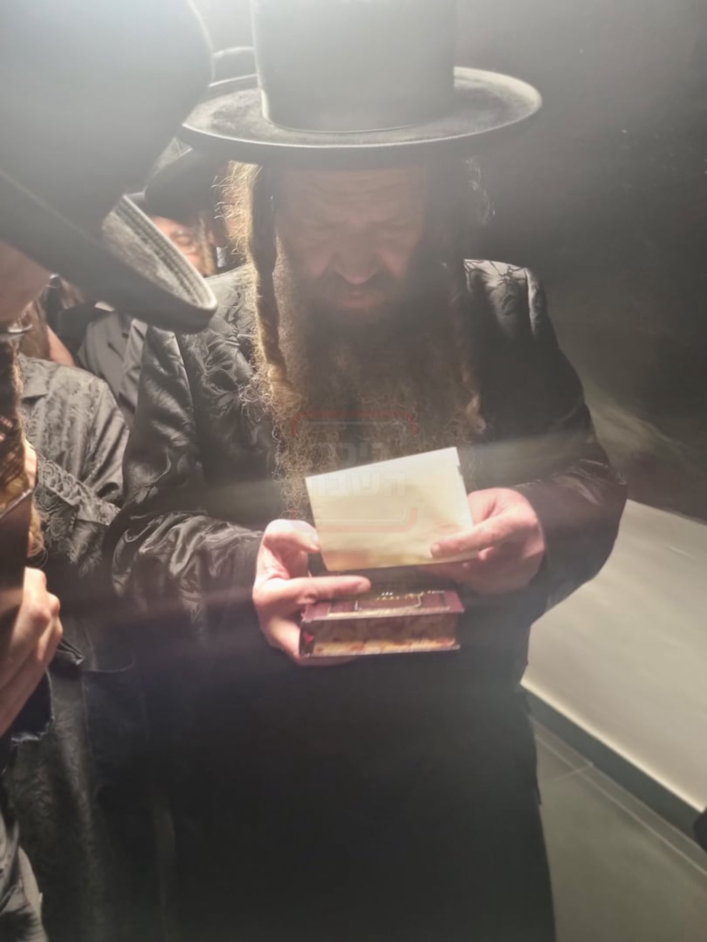 הגה"צ אב"ד קאלוב ביתר במסע הקודש להונגריה