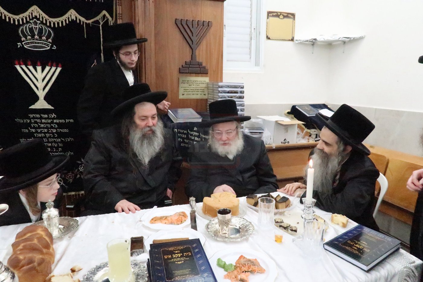 שמחת בר המצווה לנכד גאב"ד פרדס כץ