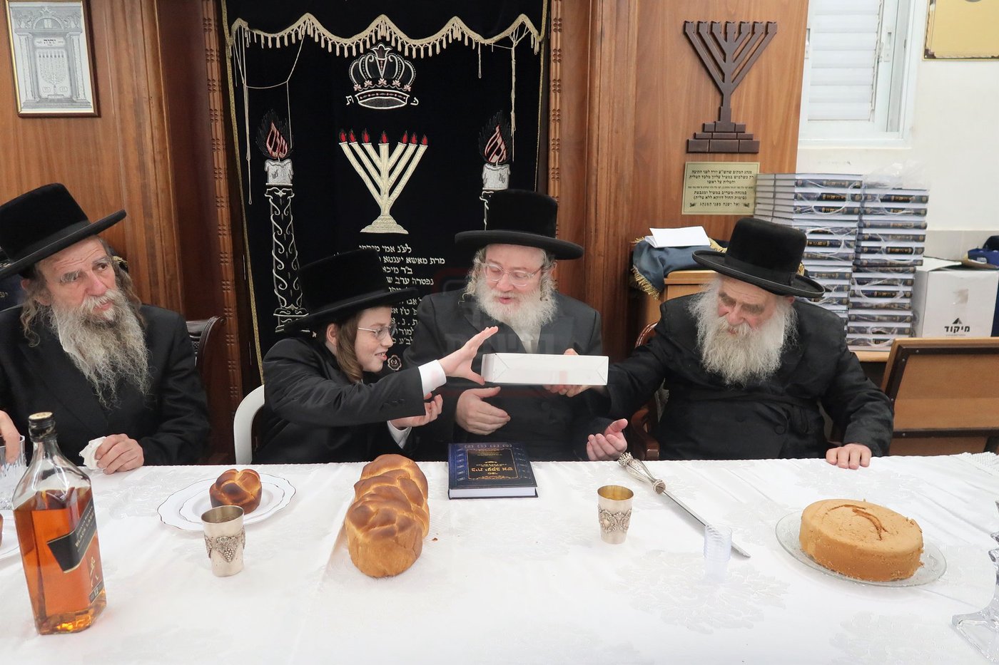 שמחת בר המצווה לנכד גאב"ד פרדס כץ