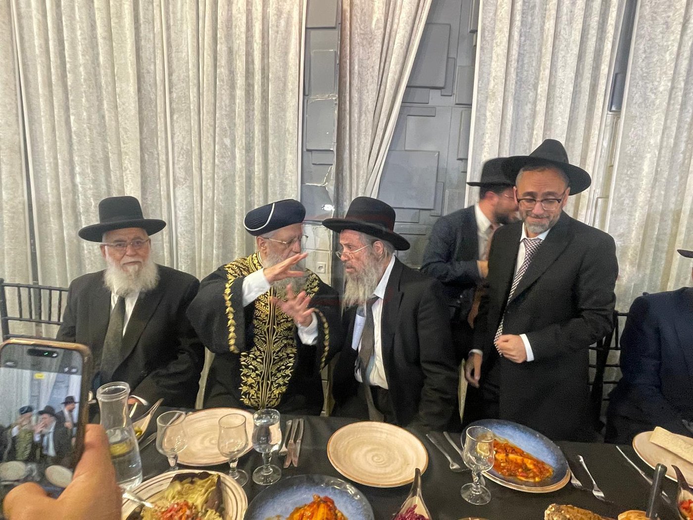 שמחת נישואי בן הגרי״מ יונה