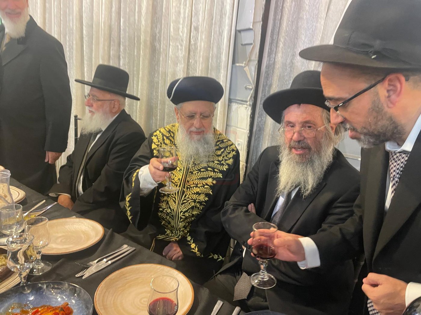 שמחת נישואי בן הגרי״מ יונה
