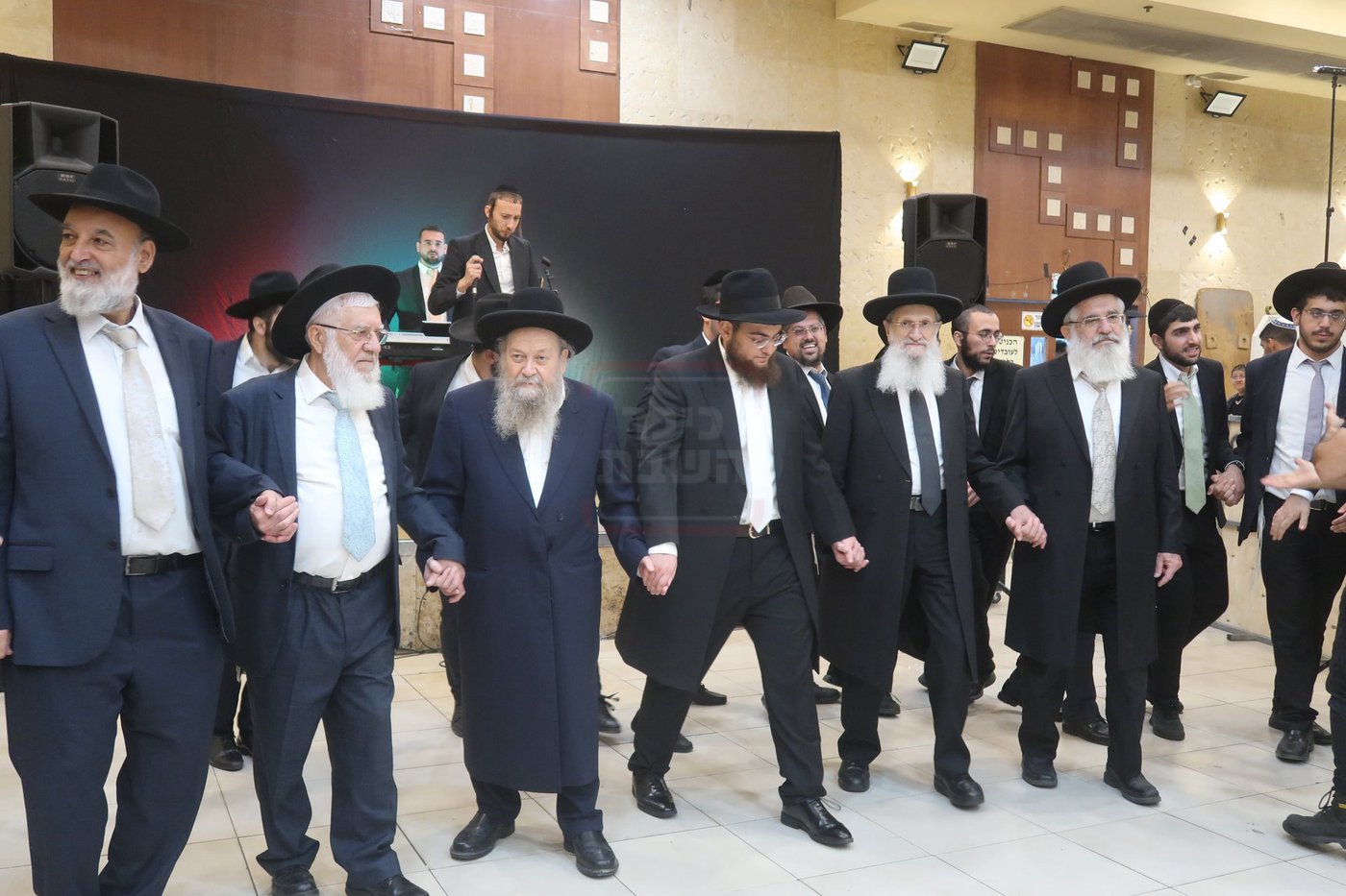 שמחת נישואי נכדת הגה"צ רבי דוד בצרי