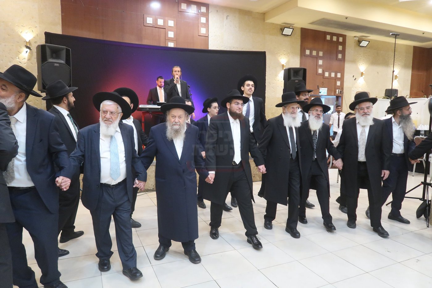 שמחת נישואי נכדת הגה"צ רבי דוד בצרי