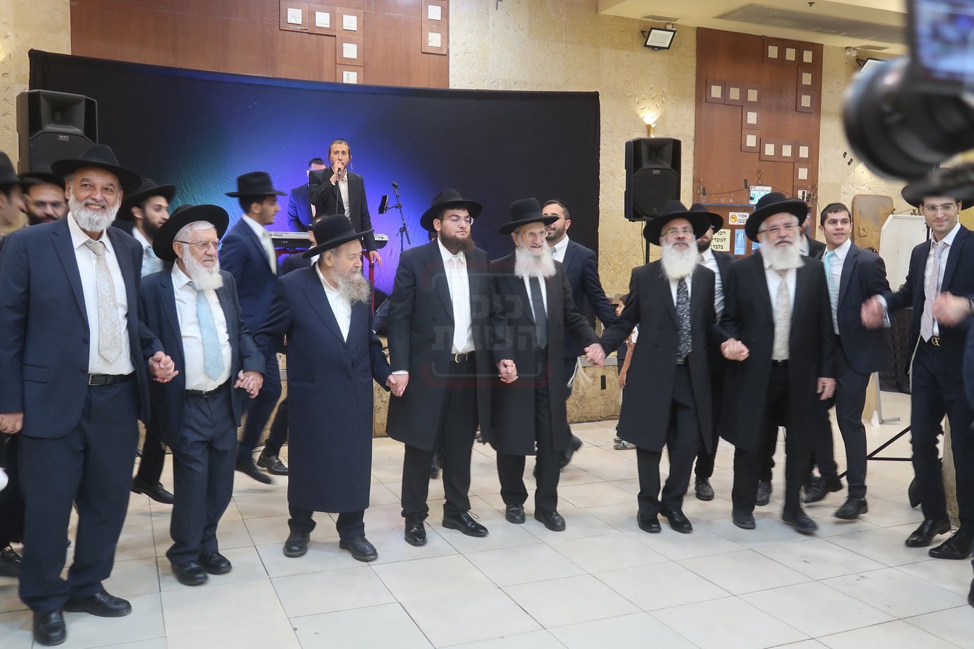 שמחת נישואי נכדת הגה"צ רבי דוד בצרי