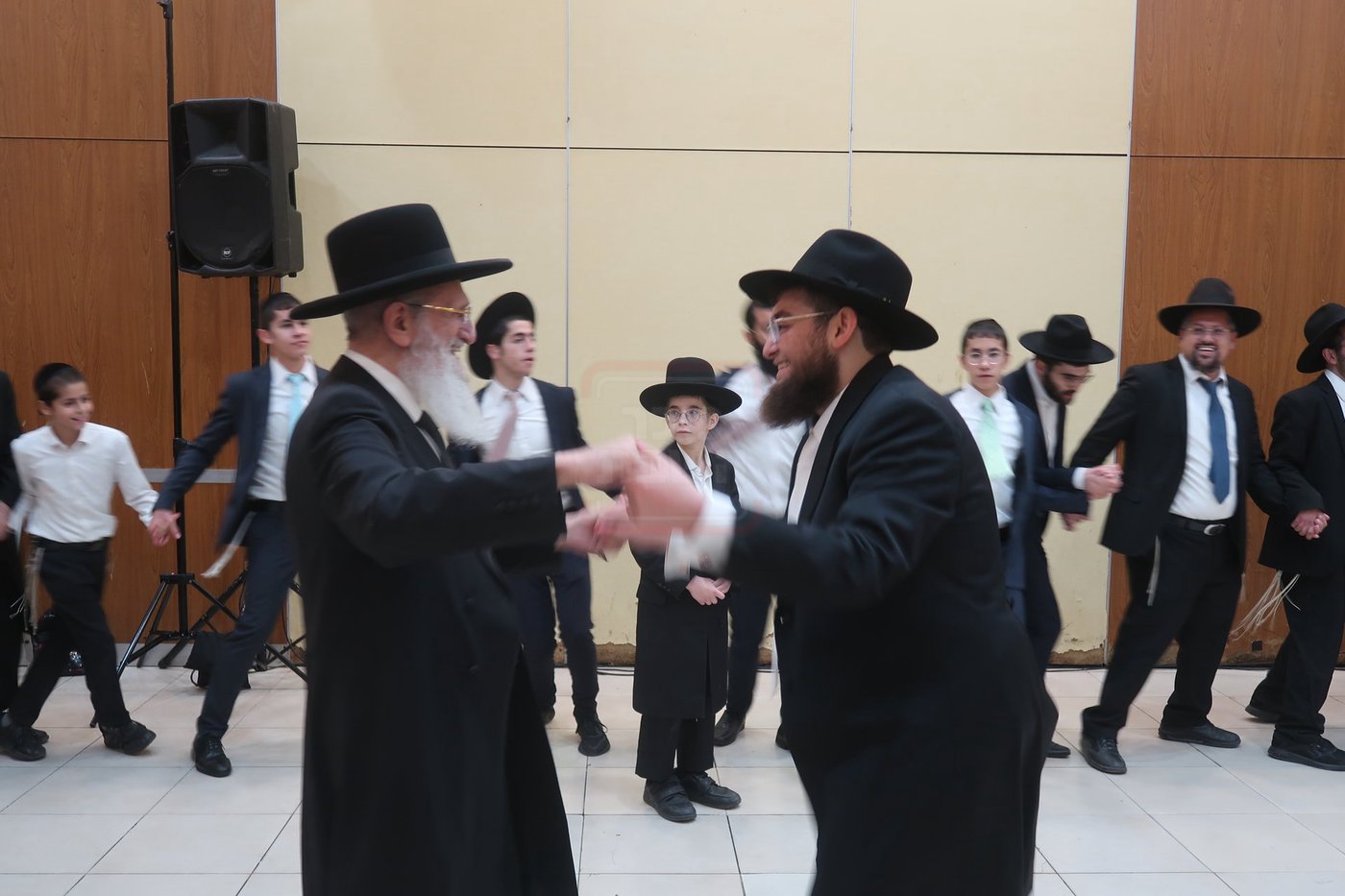 שמחת נישואי נכדת הגה"צ רבי דוד בצרי
