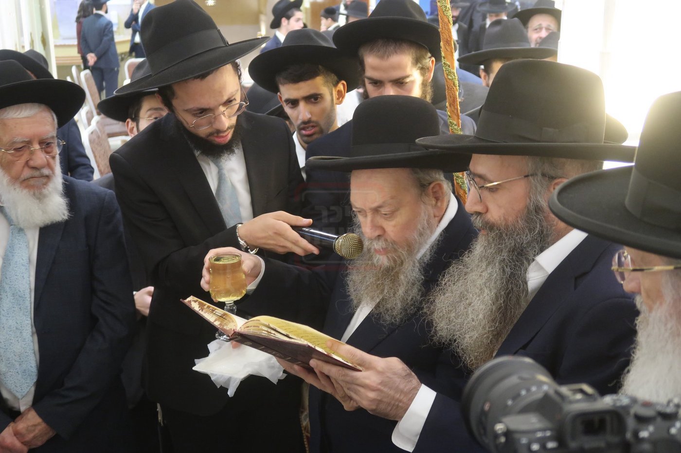 שמחת נישואי נכדת הגה"צ רבי דוד בצרי