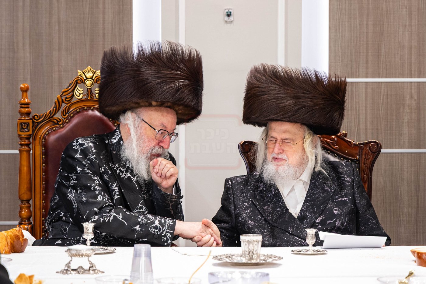 שמחת הוואכט נאכט והברית בחצרות מונקאטש - וויען