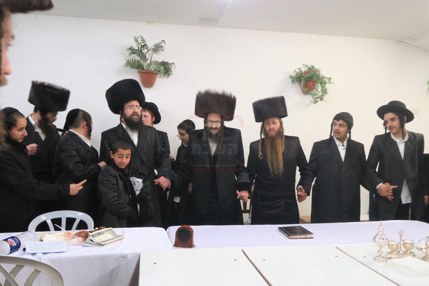 האדמו"ר מישועות יעקב סקולען, שבת במירון