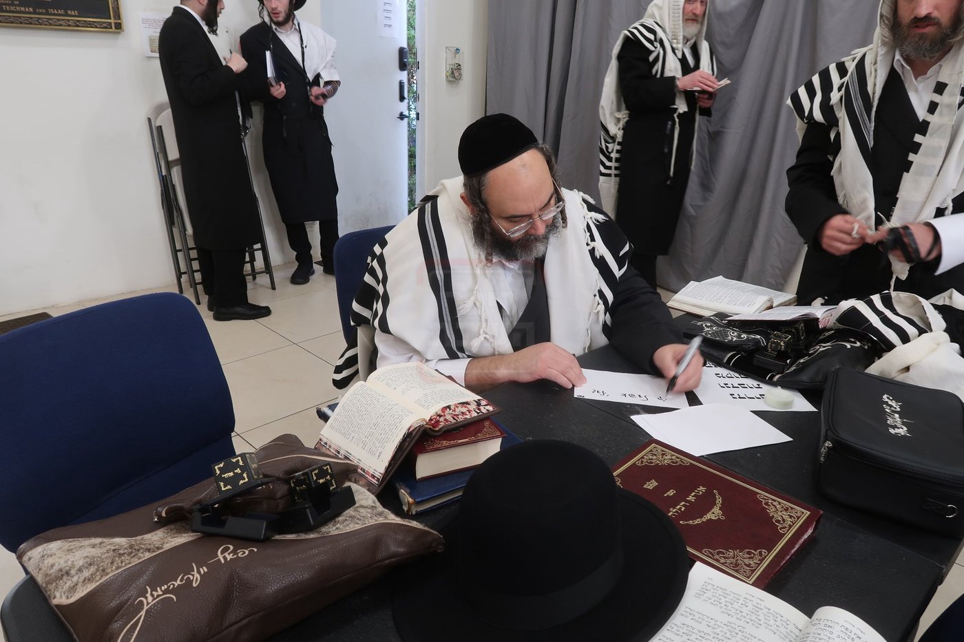 האדמו"ר מסאטמר במנוחה בפאלם ספרינגס