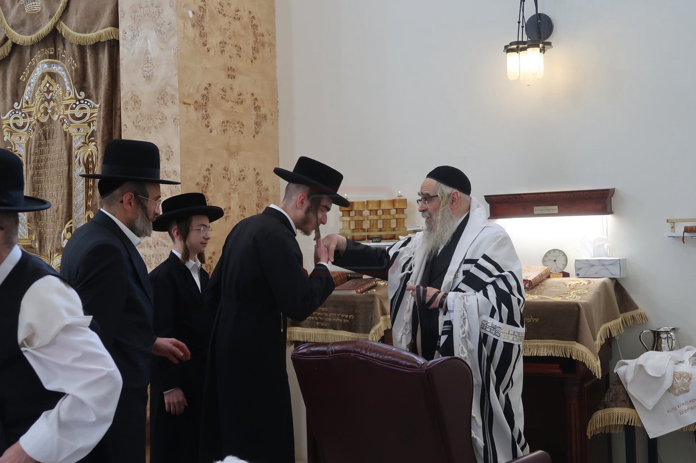 האדמו"ר מסאטמר במנוחה בפאלם ספרינגס