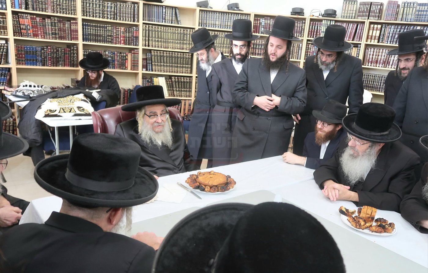 האדמו"ר מסאטמר במנוחה בפאלם ספרינגס