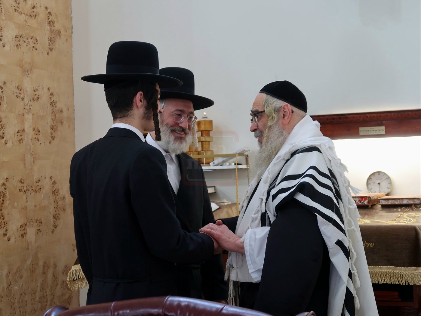 האדמו"ר מסאטמר במנוחה בפאלם ספרינגס