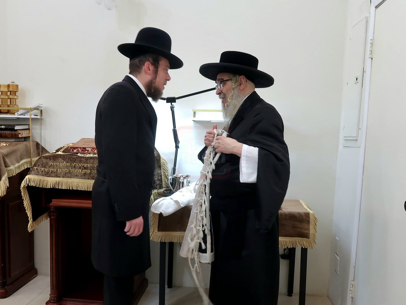 האדמו"ר מסאטמר במנוחה בפאלם ספרינגס