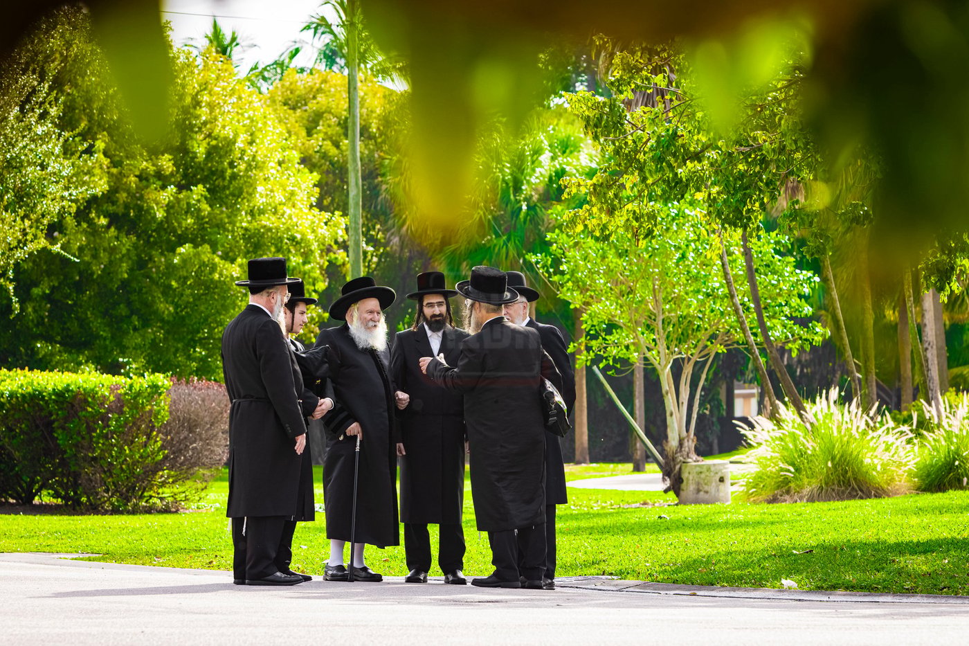 האדמו"ר מבאבוב במנוחה בפלורידה