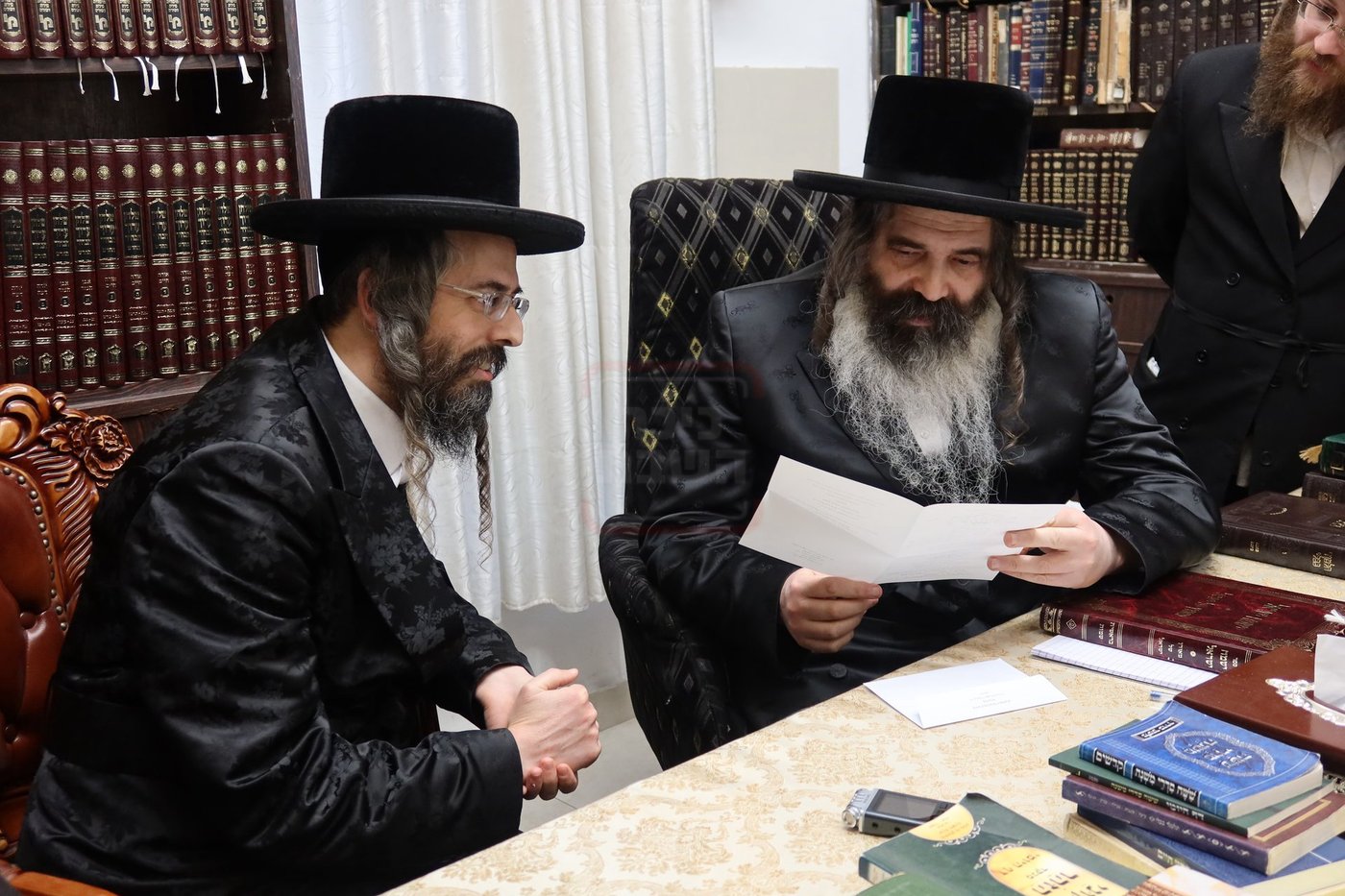 האדמו"ר מזוועהיל אצל האדמו"ר מזוטשקא