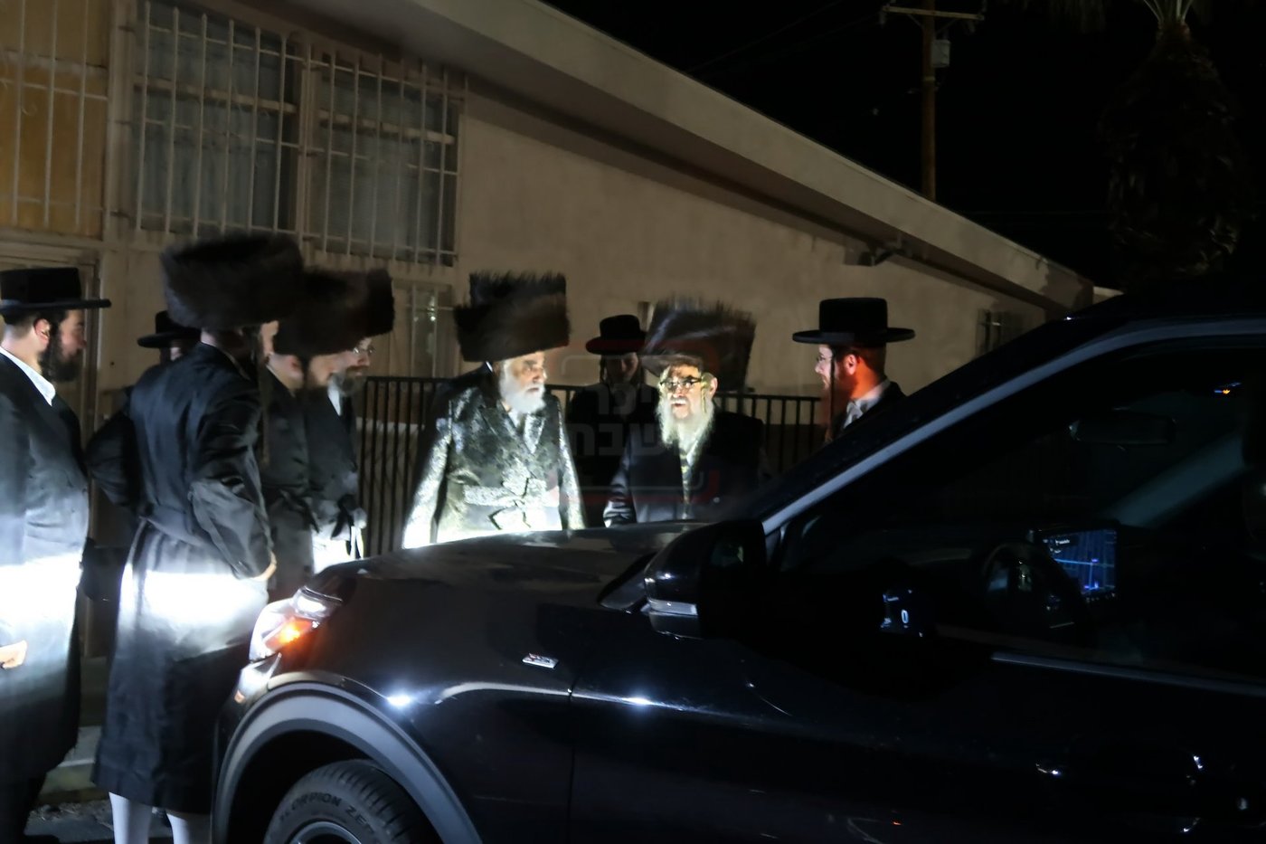האדמו"ר מסאטמר במנוחה בפאלם ספרינגס