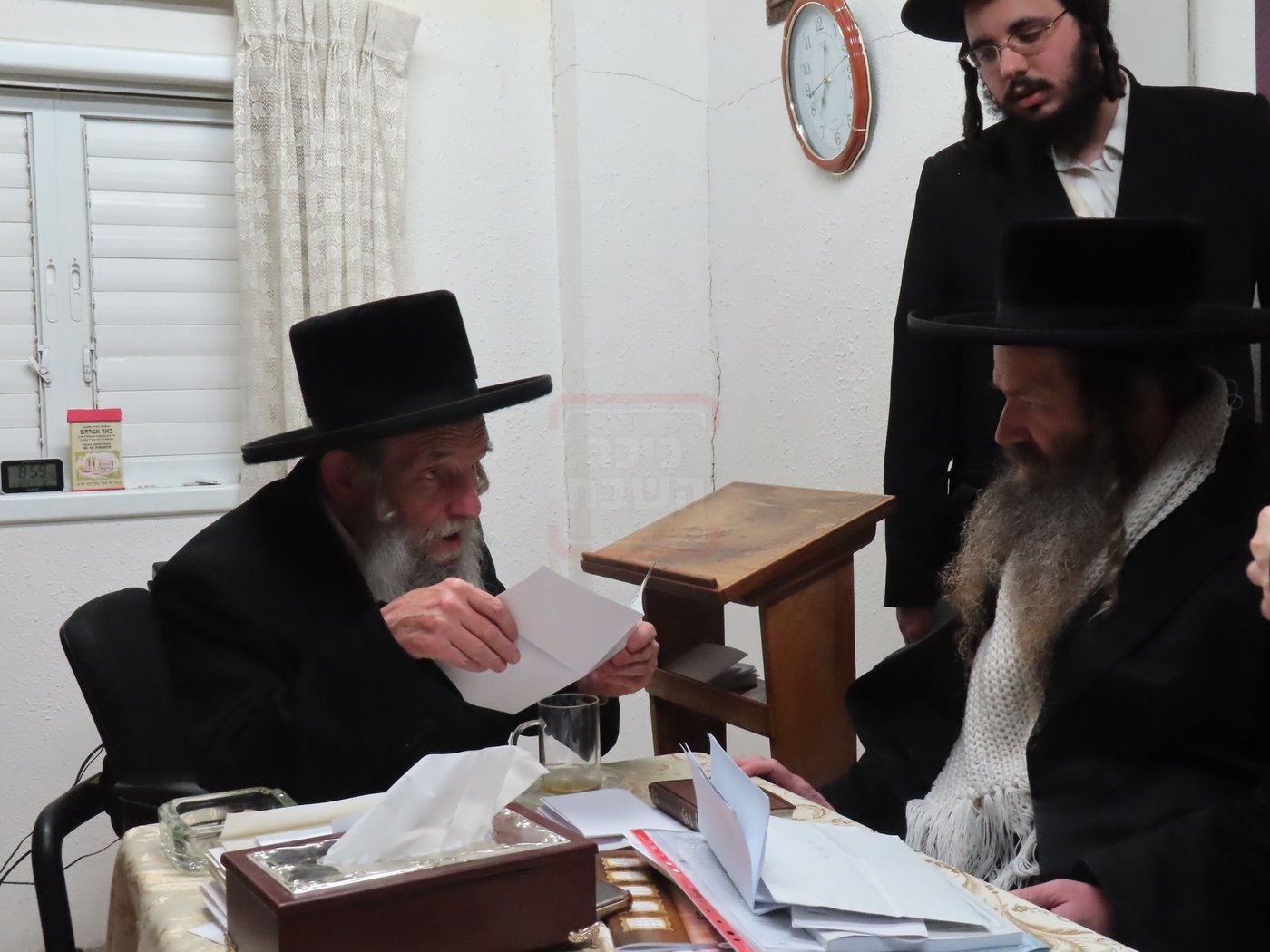 הגה"צ אב"ד קאלוב ביתר אצל האדמו"ר מסלאנים
