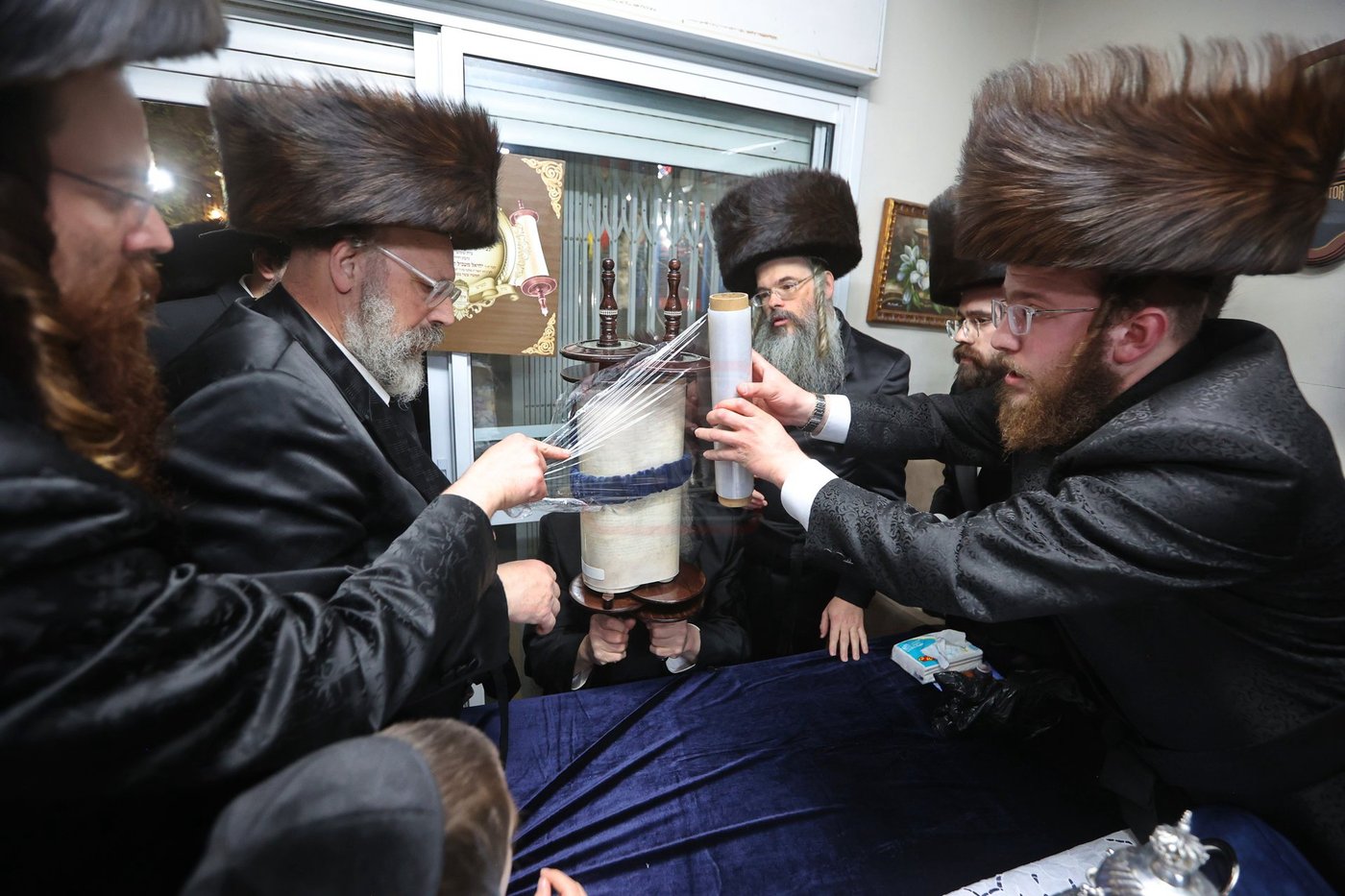 הכנסת ס"ת בויז'ניץ בית שמש
