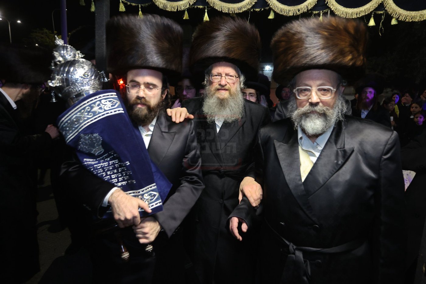 הכנסת ס"ת בויז'ניץ בית שמש