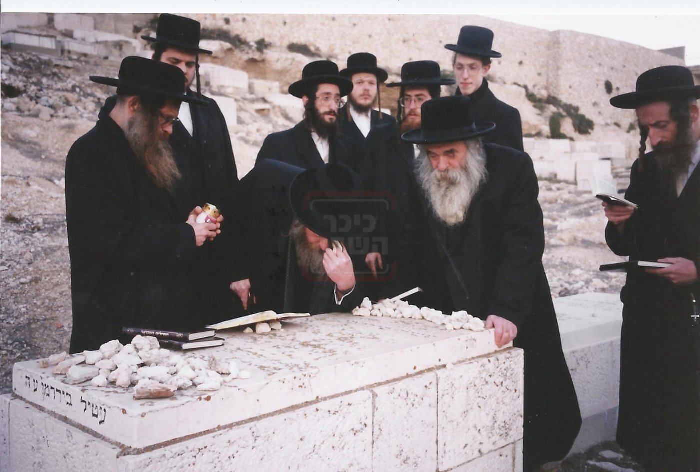 מראות חיי האדמו"ר המהרי"ד מלעלוב זי"ע