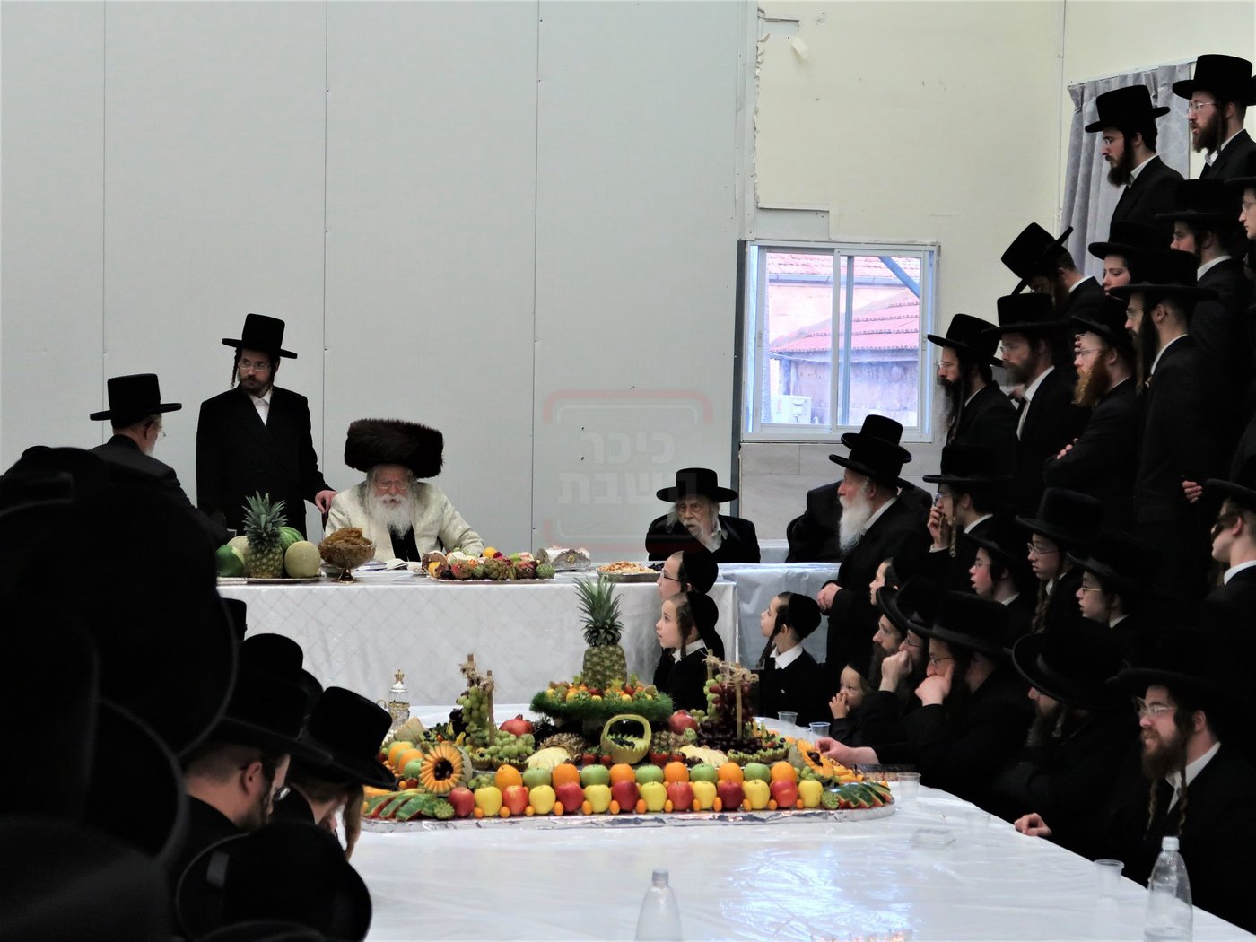 ט"ו בשבט בחצה"ק נדבורנה ירושלים