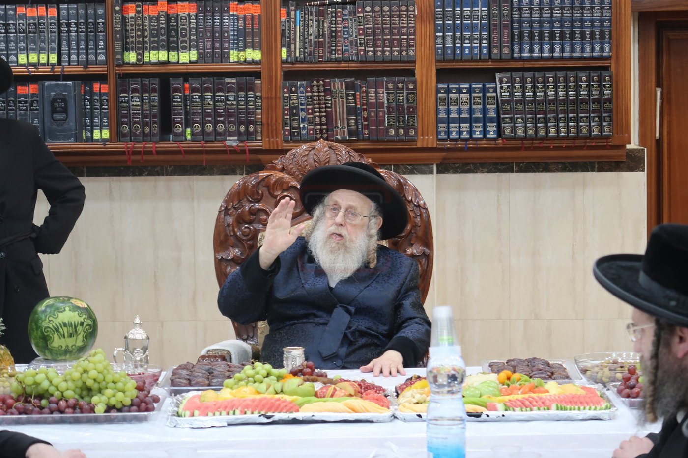 ט"ו בשבט בחצה"ק קומרנא