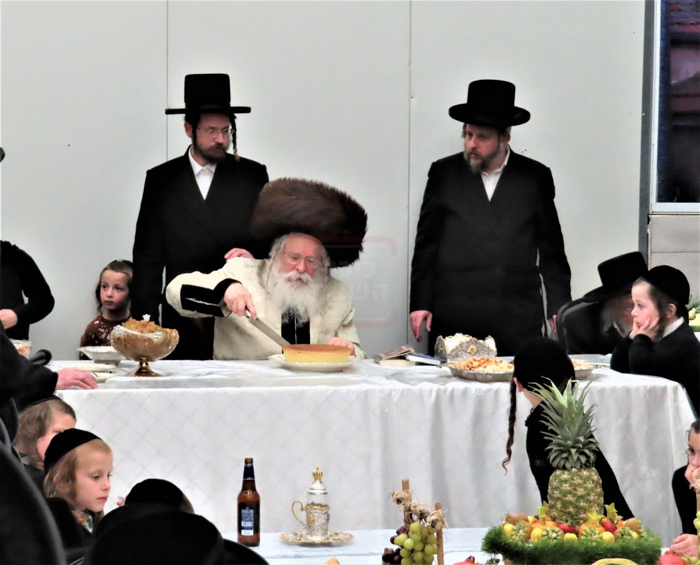 ט"ו בשבט בחצה"ק נדבורנה ירושלים