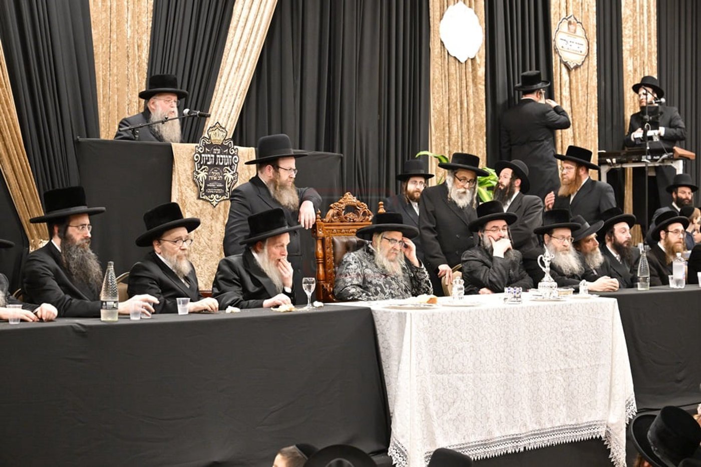 האדמו"ר מסאטמר בביקור הוד במאנשטעסער