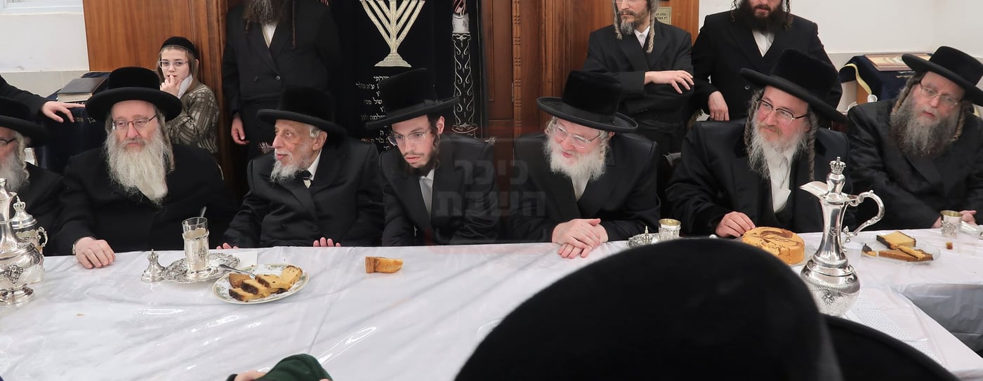 שמחת בית קאפיטשניץ - גאב"ד פרדס כץ 