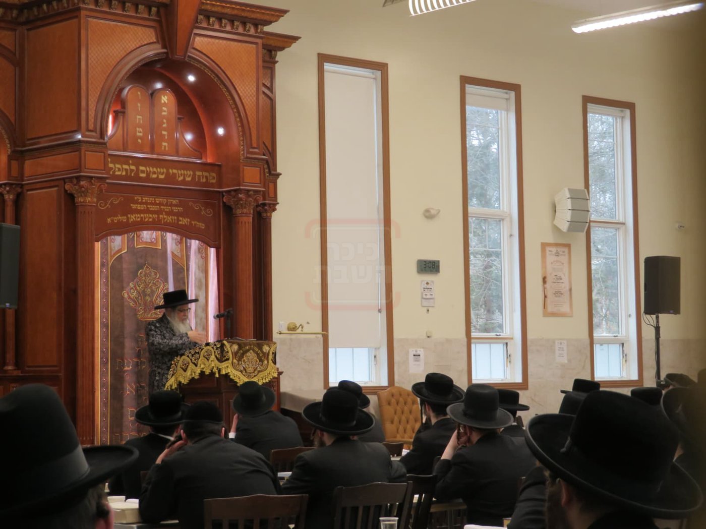 שיעור סוגיא וראש חודש ניסן סעודה במתיבתא ד'סאטמר