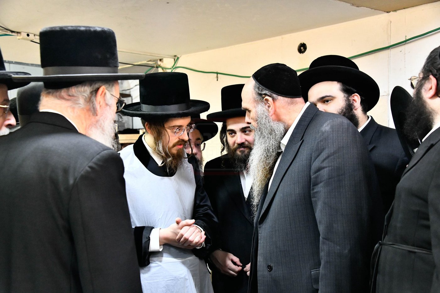 האדמו"ר מסאדיגורה באפיית המצות 