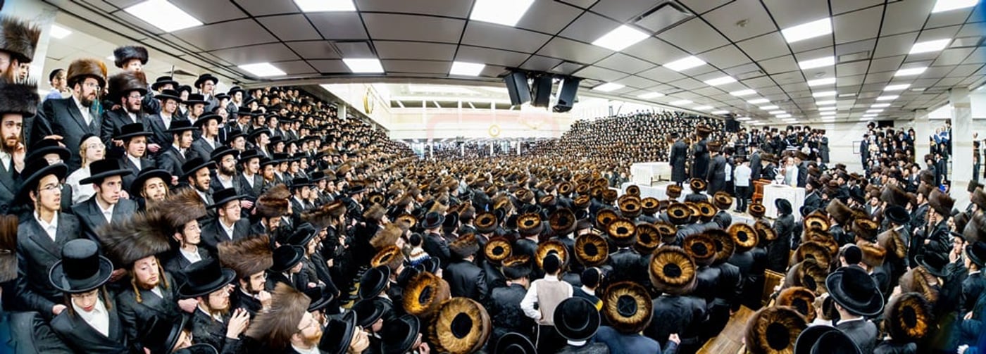 מעמד הפייסות ומסירת מתנות כהונה בסאטמר