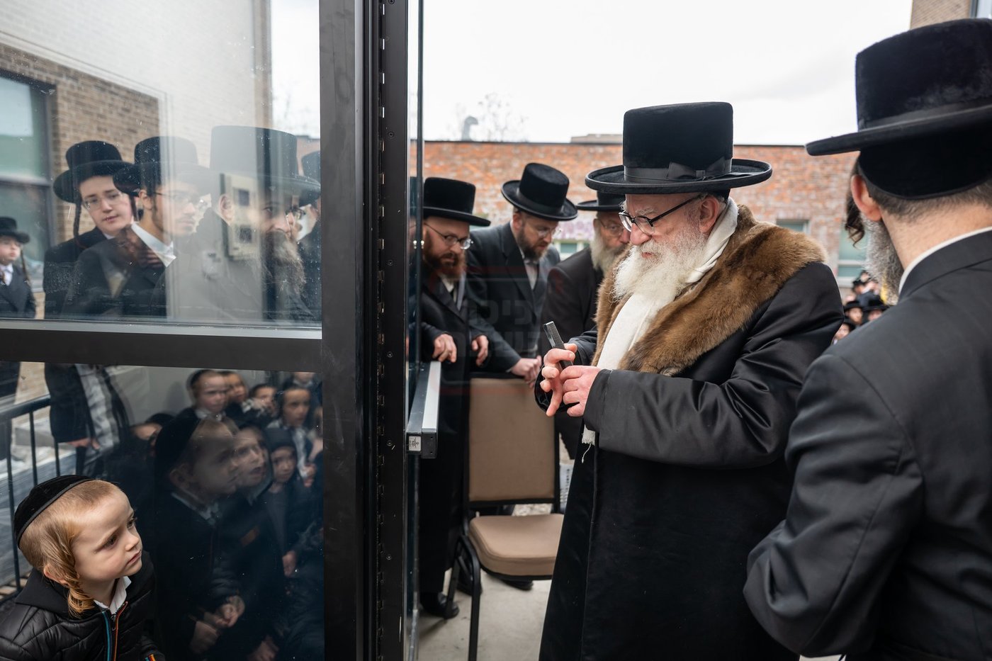 הרה"צ רבי אהרן מענדיל טווערסקי בביקור במונטריאול