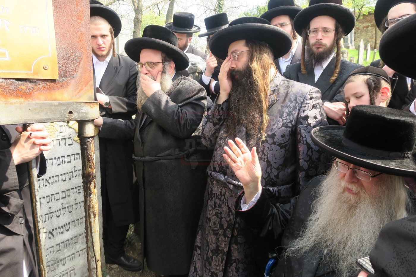 האדמו"ר מניקלשבורג במסע הקודש לצ'כיה