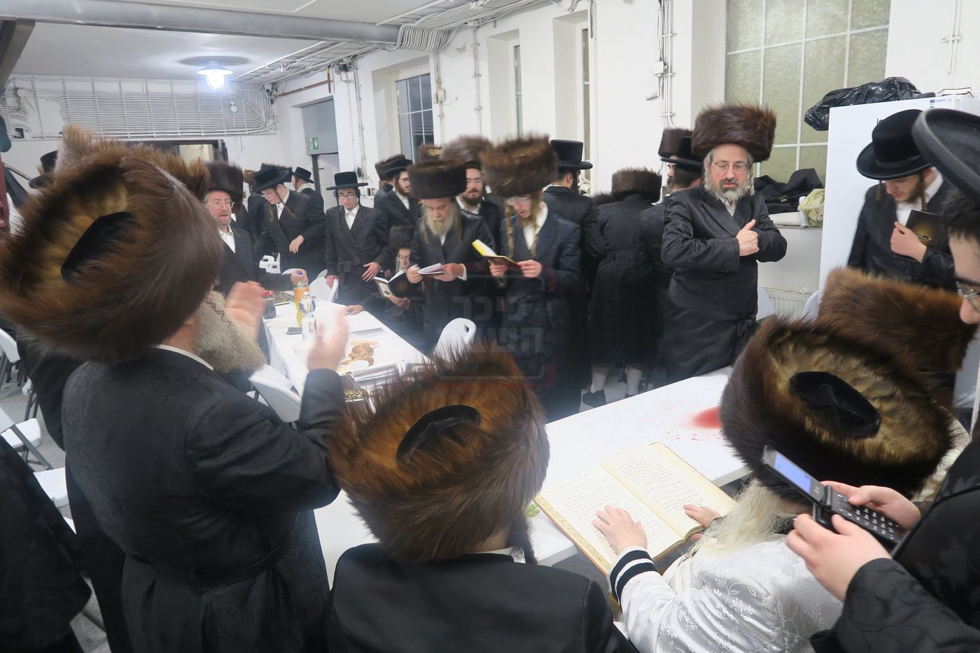 האדמו"ר מניקלשבורג במסע הקודש לצ'כיה