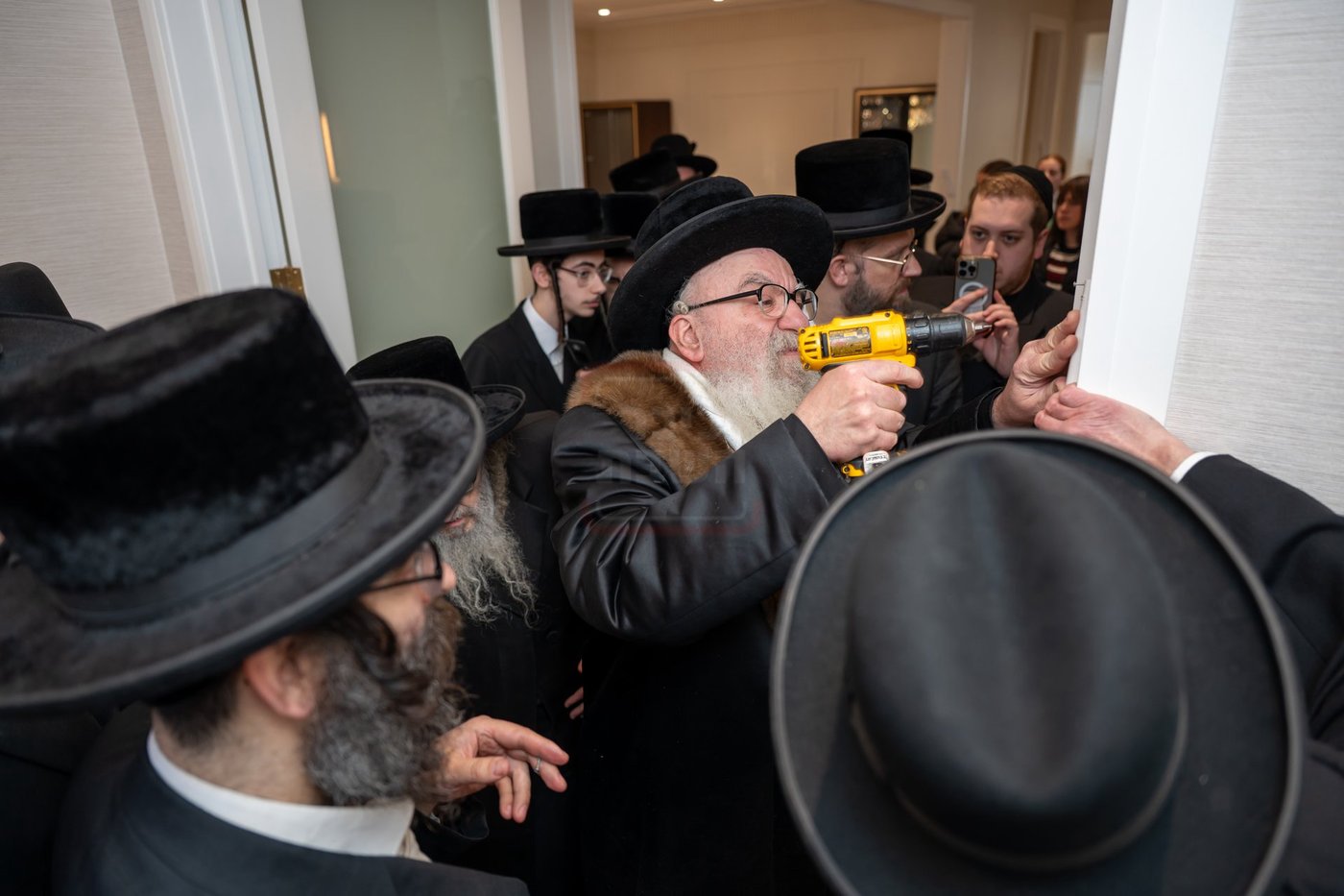 הרה"צ רבי אהרן מענדיל טווערסקי בביקור במונטריאול