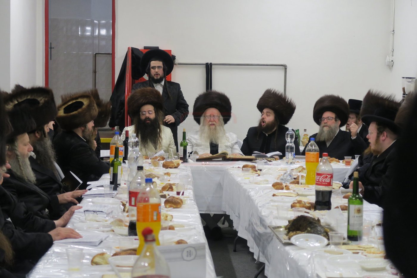 האדמו"ר מניקלשבורג במסע הקודש לצ'כיה