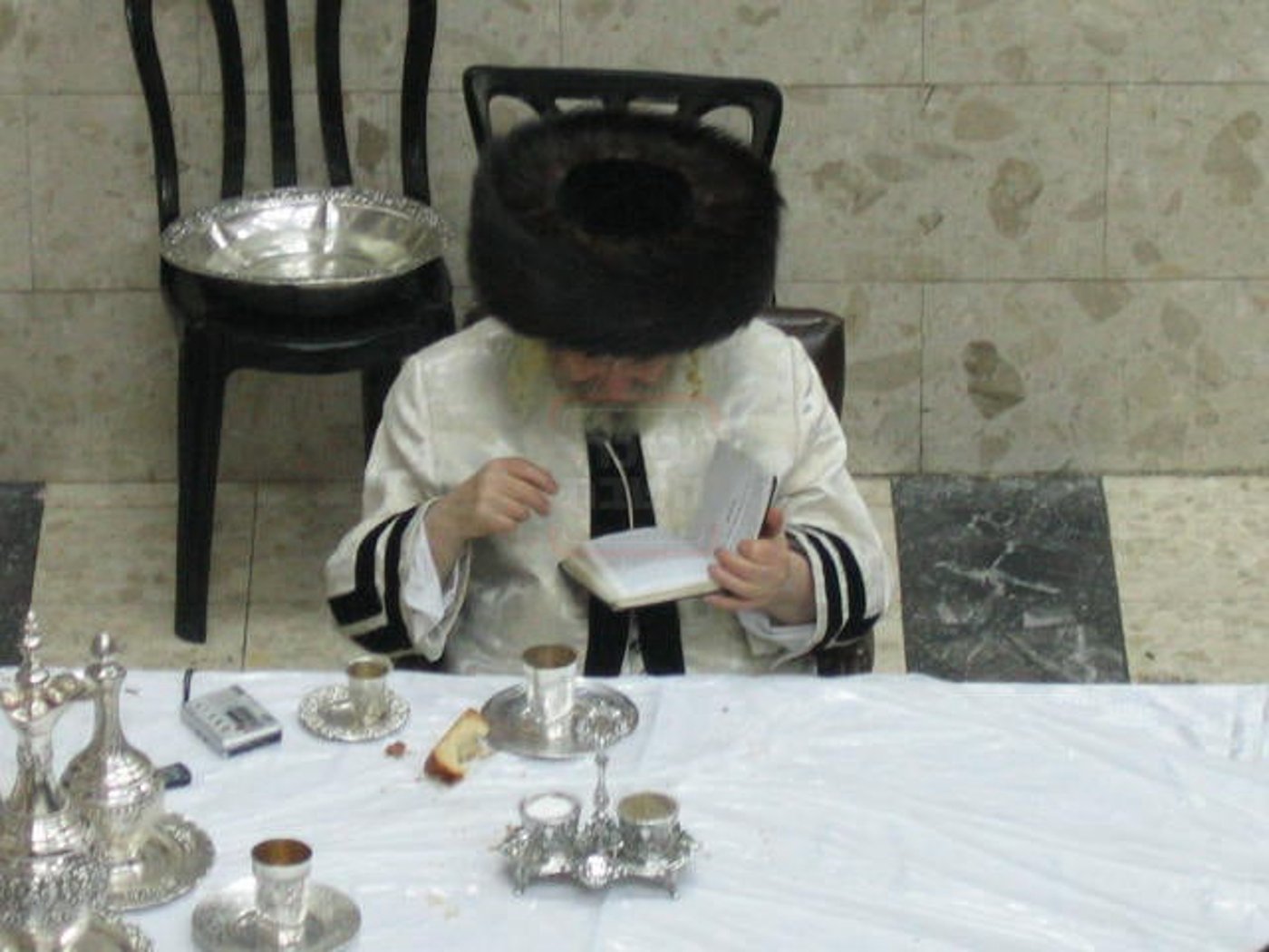 האדמו"ר מקרעטשניף זי"ע